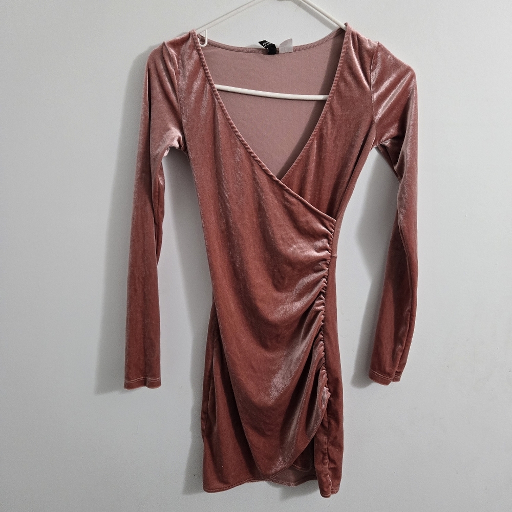 Divided Long Sleeve Wrap Dress in Pink
